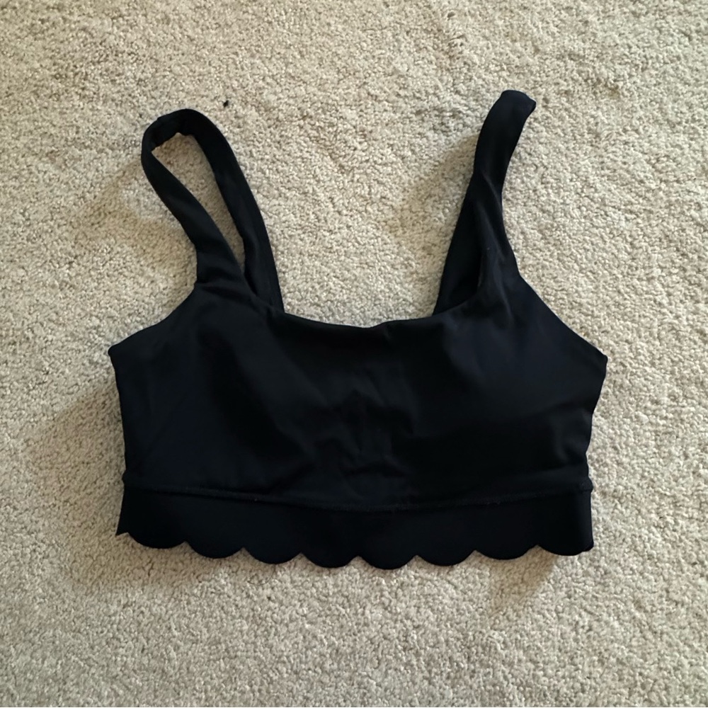 Women’s Scallop Detail Sports Bra Black XS